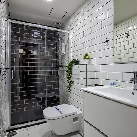 Apartament Charming Sol Attic Madryt Zewnętrze zdjęcie